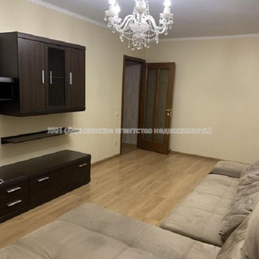 Продам квартиру, Гвардейцев Широнинцев ул. , 1 кім., 35 м², евроремонт 