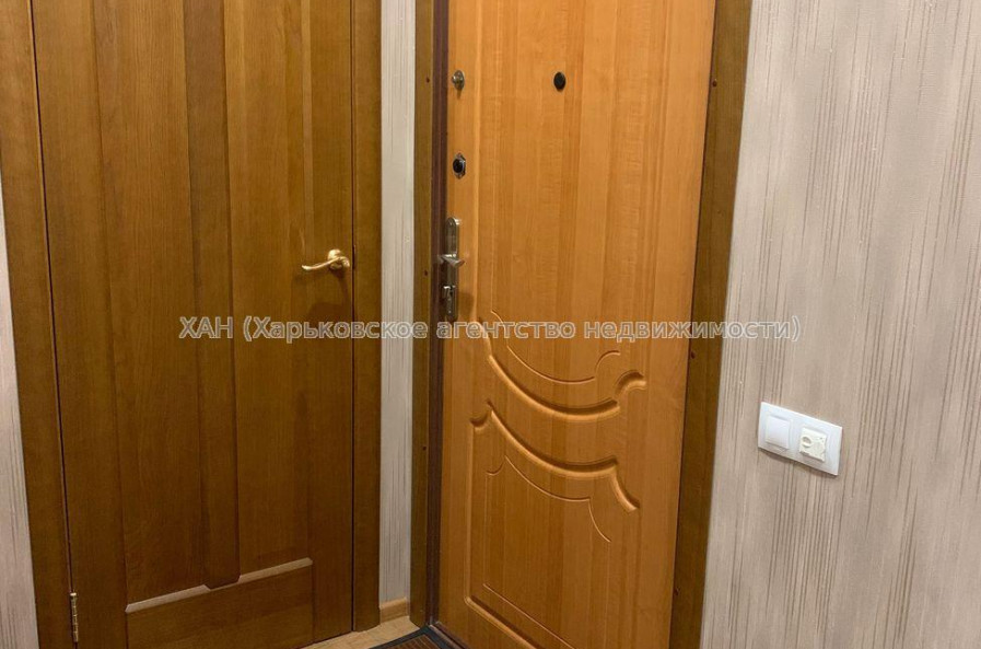 Продам квартиру, Гвардейцев Широнинцев ул. , 1 кім., 35 м², евроремонт 