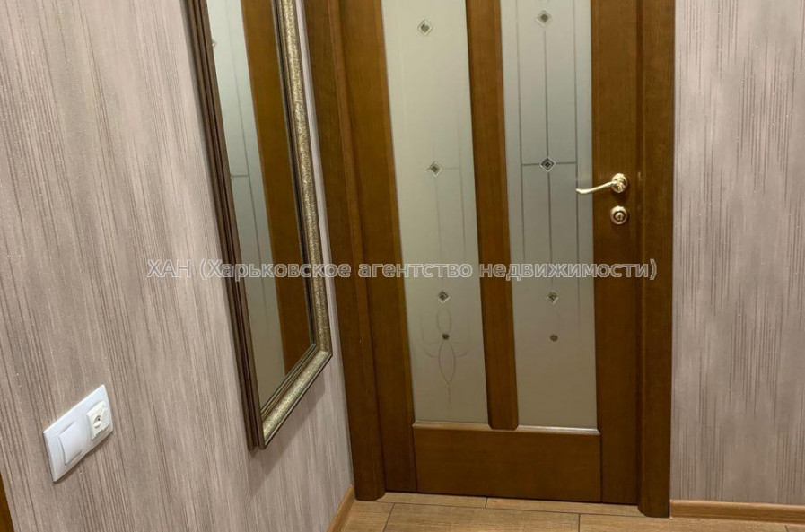 Продам квартиру, Гвардейцев Широнинцев ул. , 1 кім., 35 м², евроремонт 