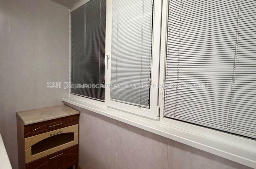 Продам квартиру, Гвардейцев Широнинцев ул. , 1 кім., 35 м², евроремонт 