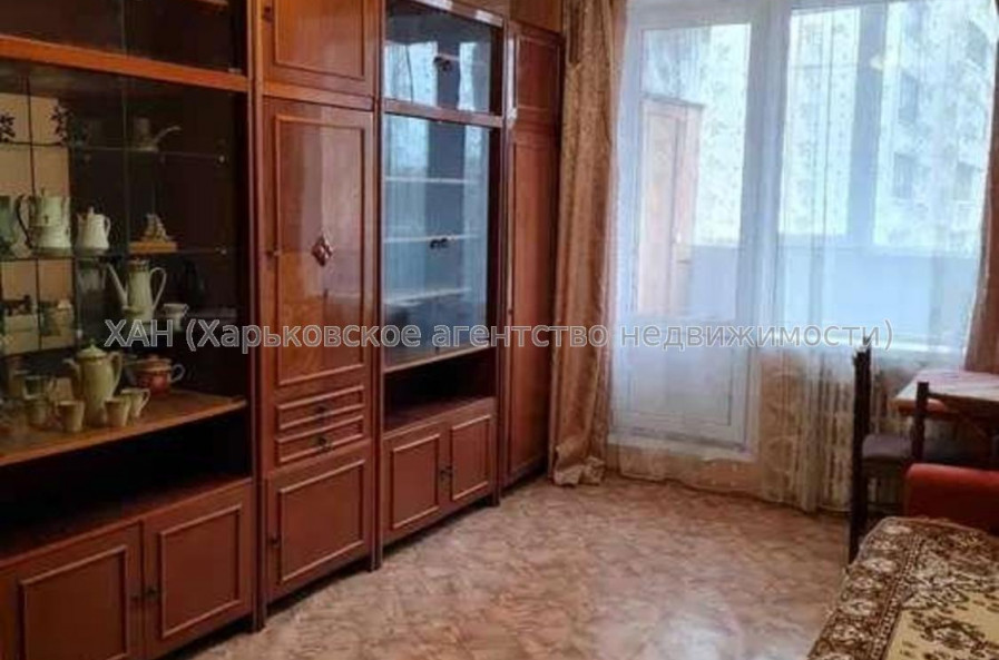 Продам квартиру, Волонтерская ул. , 1  ком., 32 м², советский ремонт 