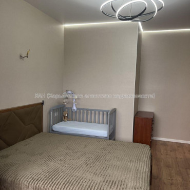 Продам квартиру, Полтавский Шлях ул. , 2  ком., 62 м², авторский дизайн 