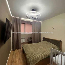 Продам квартиру, Полтавский Шлях ул. , 2 кім., 62 м², авторский дизайн