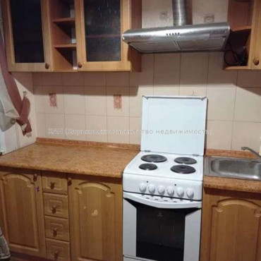 Продам квартиру, Аэрокосмический пр. , 1 кім., 38 м², косметический ремонт 
