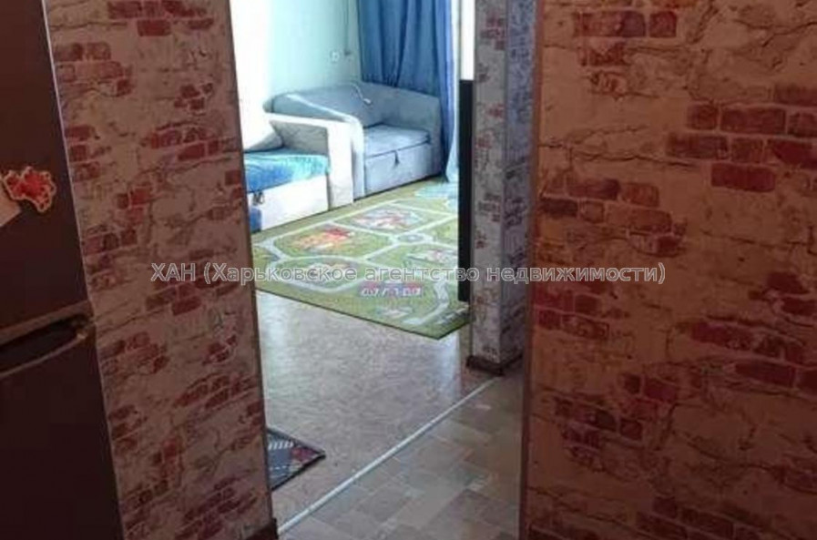 Продам квартиру, Аэрокосмический пр. , 1 кім., 38 м², косметический ремонт 