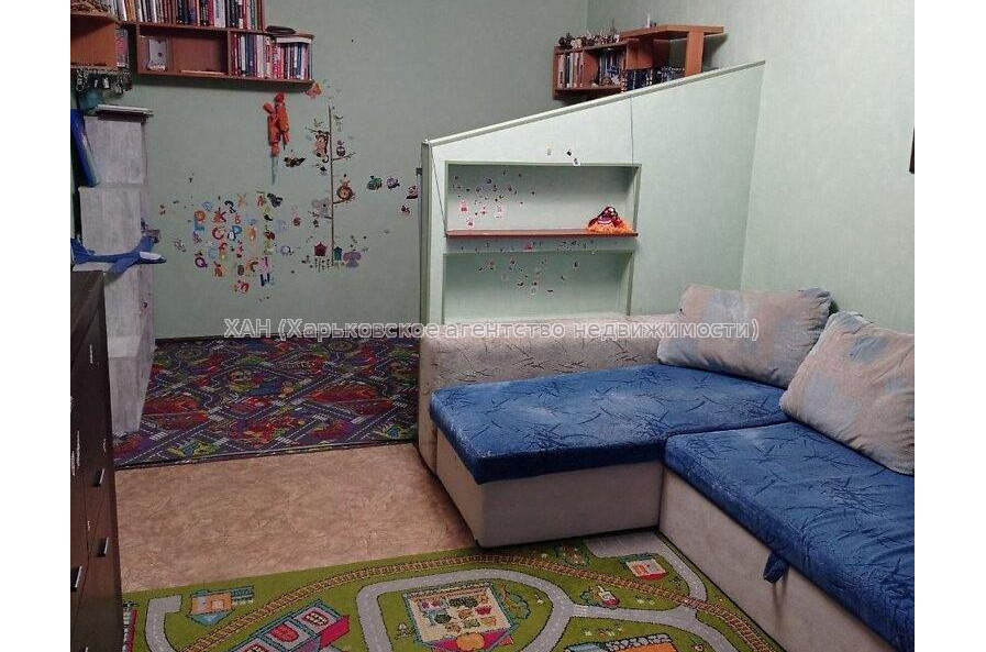 Продам квартиру, Аэрокосмический пр. , 1 кім., 38 м², косметический ремонт 