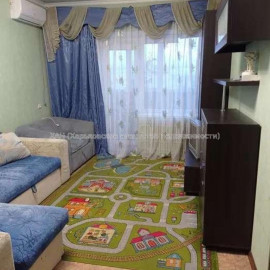 Продам квартиру, Аэрокосмический пр. , 1 кім., 38 м², косметический ремонт