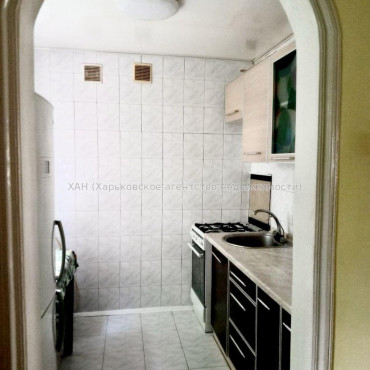 Продам квартиру, Гвардейцев Широнинцев ул. , 2  ком., 65 м², без внутренних работ 