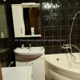 Продам квартиру, Гвардейцев Широнинцев ул. , 2 кім., 65 м², без внутренних работ 