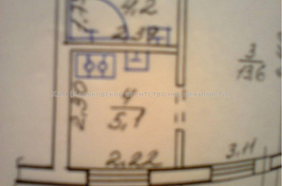 Продам квартиру, Гвардейцев Широнинцев ул. , 2 кім., 65 м², без внутренних работ 