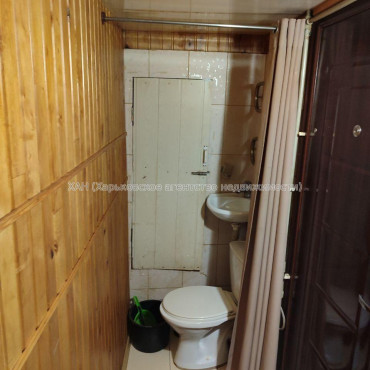 Продам квартиру, Франковская ул. , 1  ком., 34 м², капитальный ремонт 