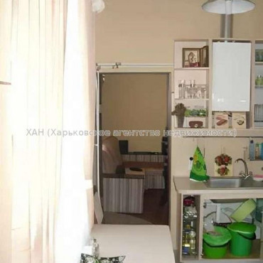 Продам квартиру, Франковская ул. , 1  ком., 34 м², капитальный ремонт 