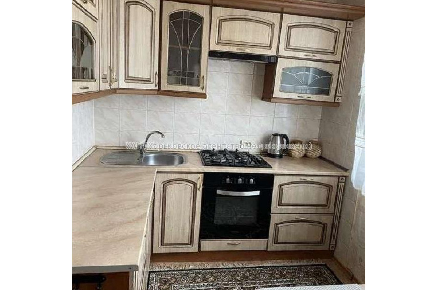 Продам квартиру, Непокоренных ул. , 1  ком., 40 м², капитальный ремонт 