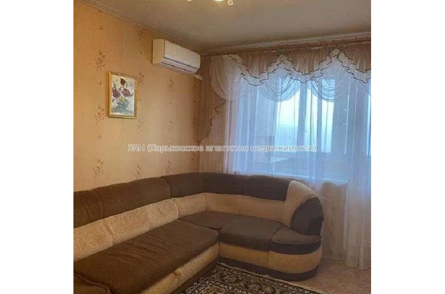 Продам квартиру, Непокоренных ул. , 1  ком., 40 м², капитальный ремонт 