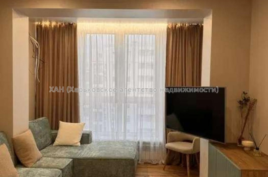 Продам квартиру, Профессорская ул. , 2  ком., 70 м², капитальный ремонт 