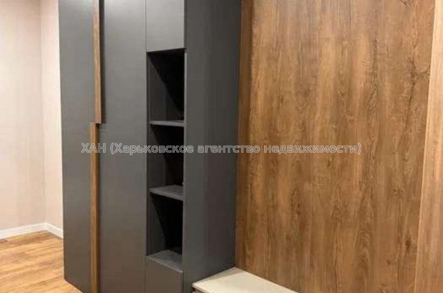 Продам квартиру, Профессорская ул. , 2  ком., 70 м², капитальный ремонт 