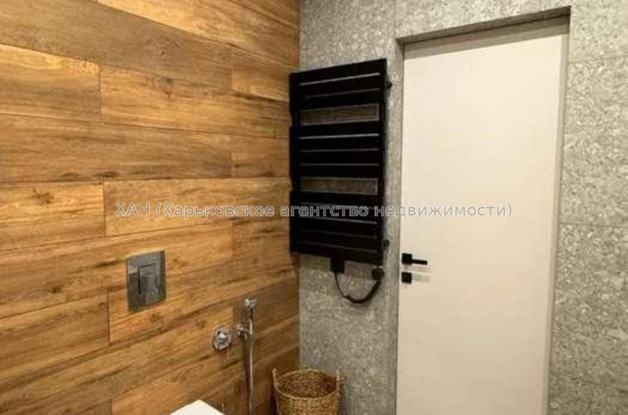 Продам квартиру, Профессорская ул. , 2  ком., 70 м², капитальный ремонт 