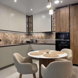 Продам квартиру, Профессорская ул. , 2  ком., 70 м², капитальный ремонт