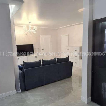 Продам квартиру, Профессорская ул. , 12 , 2 кім., 70 м², капитальный ремонт 