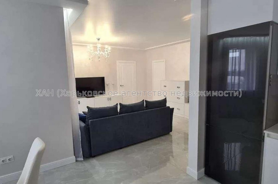 Продам квартиру, Профессорская ул. , 12 , 2  ком., 70 м², капитальный ремонт 