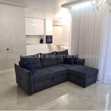 Продам квартиру, Профессорская ул. , 12 , 2 кім., 70 м², капитальный ремонт 