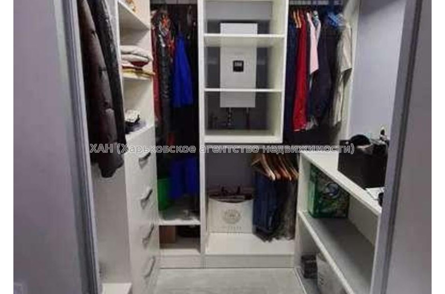 Продам квартиру, Профессорская ул. , 12 , 2  ком., 70 м², капитальный ремонт 