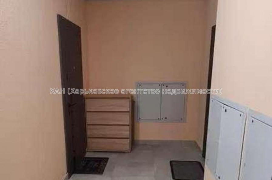 Продам квартиру, Профессорская ул. , 12 , 2  ком., 70 м², капитальный ремонт 