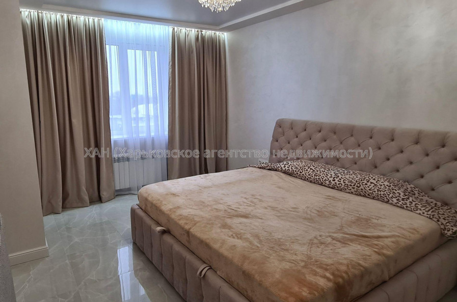 Продам квартиру, Профессорская ул. , 12 , 2 кім., 70 м², капитальный ремонт 