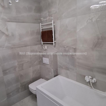 Продам квартиру, Профессорская ул. , 12 , 2 кім., 70 м², капитальный ремонт 