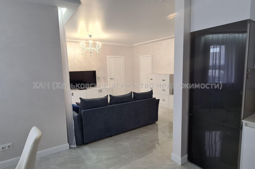 Продам квартиру, Профессорская ул. , 12 , 2  ком., 70 м², капитальный ремонт 