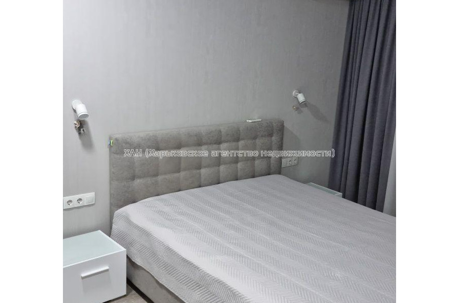 Продам квартиру, Гвардейцев Широнинцев ул. , 2 кім., 64 м², евроремонт 