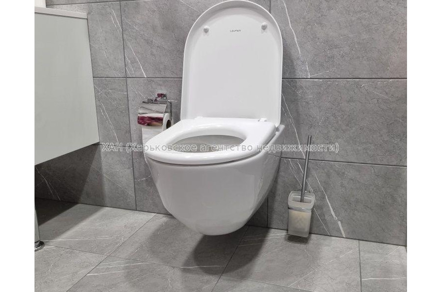 Продам квартиру, Гвардейцев Широнинцев ул. , 2 кім., 64 м², евроремонт 