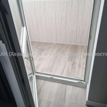 Продам квартиру, Гвардейцев Широнинцев ул. , 2 кім., 64 м², евроремонт 