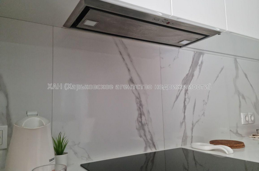 Продам квартиру, Гвардейцев Широнинцев ул. , 2 кім., 64 м², евроремонт 