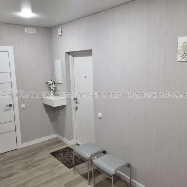 Продам квартиру, Гвардейцев Широнинцев ул. , 2 кім., 64 м², евроремонт 