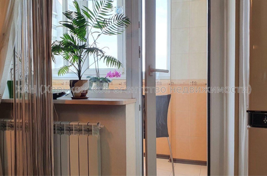 Продам квартиру, Героев Харькова просп. , 3  ком., 130 м², евроремонт 