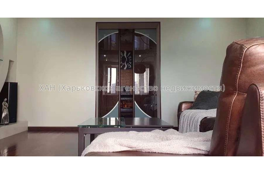 Продам квартиру, Героев Харькова просп. , 3  ком., 130 м², евроремонт 