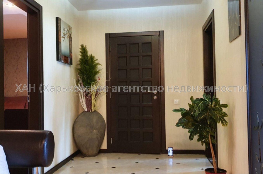 Продам квартиру, Героев Харькова просп. , 3  ком., 130 м², евроремонт 