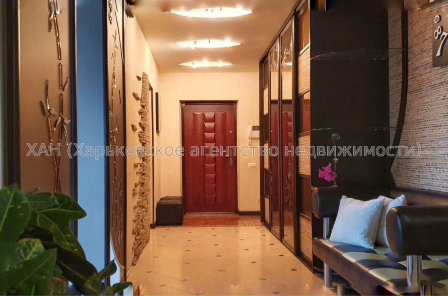 Продам квартиру, Героев Харькова просп. , 3  ком., 130 м², евроремонт 
