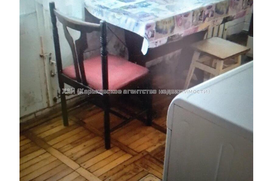 Продам квартиру, Льва Ландау просп. , 3  ком., 69 м², советский ремонт 