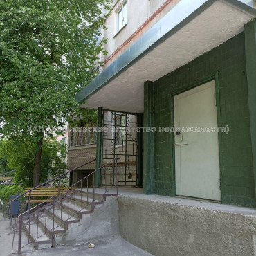 Продам квартиру, Ильинская ул. , 2 кім., 48 м², косметический ремонт  - фото 3 Продам квартиру, Ильинская ул. , 2 кім., 48 м², косметический ремонт
