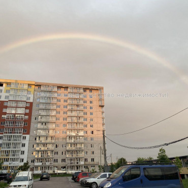 Продам квартиру, Гвардейцев Широнинцев ул. , 1  ком., 42.40 м², без ремонта 