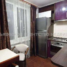 Продам квартиру, Тарасовская ул. , 1  ком., 32 м², косметический ремонт