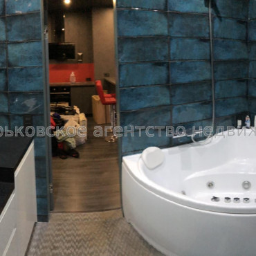 Продам квартиру, Отакара Яроша пер. , 1 кім., 75.80 м², авторский дизайн 