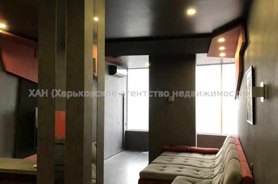 Продам квартиру, Отакара Яроша пер. , 1  ком., 75.80 м², авторский дизайн 