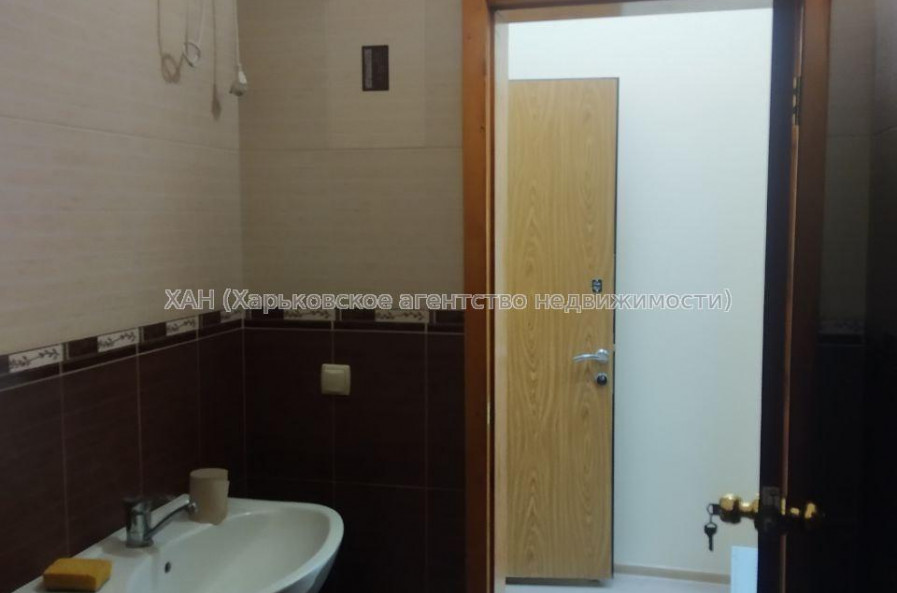 Сдам нежилую недвижимость, помещение свободного назначения , 100 м²