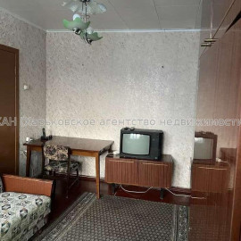 Продам квартиру, Новгородская ул. , 1 кім., 26.10 м², косметический ремонт