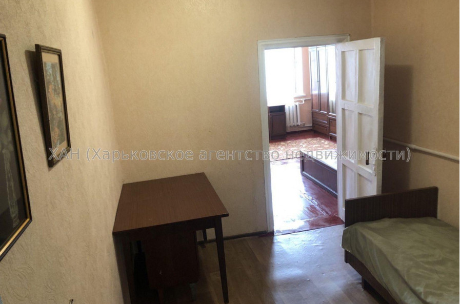 Продам квартиру, Земовский пер. , 2  ком., 37.20 м², советский ремонт 