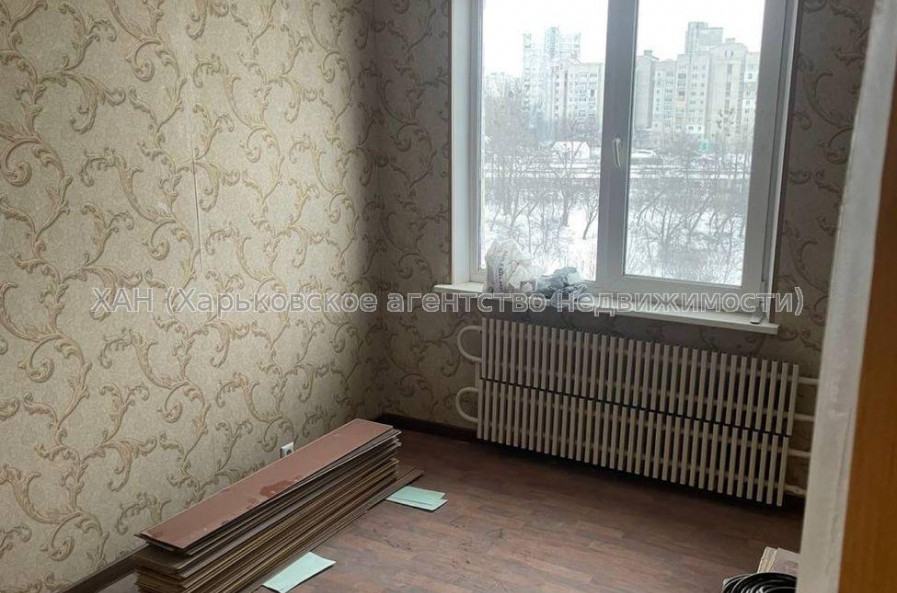 Продам квартиру, Шариковая ул. , 2 кім., 47 м², частичный ремонт 