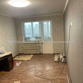 Продам квартиру, Шариковая ул. , 2  ком., 47 м², частичный ремонт